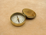 19th century Victorian brass cased pocket compass